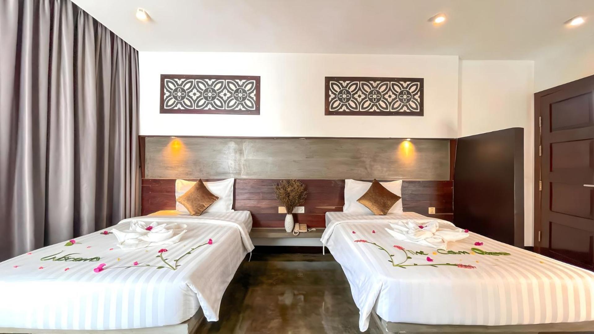 The Calm Oasis Hotel Siem Reap Exterior photo